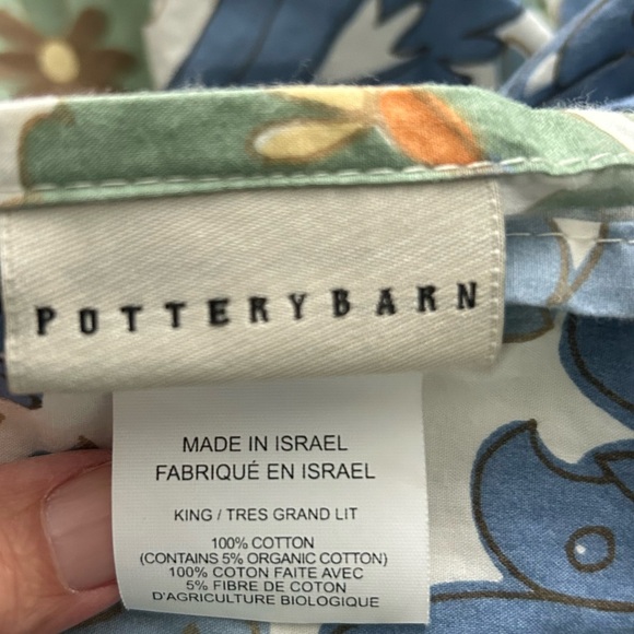 Pottery Barn duvet cover- King size - Picture 2 of 2